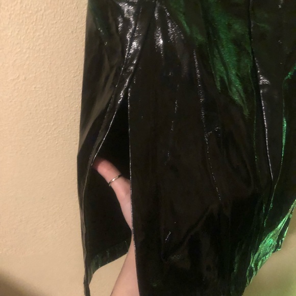 faux leather high-slit midi skirt - Picture 4 of 4